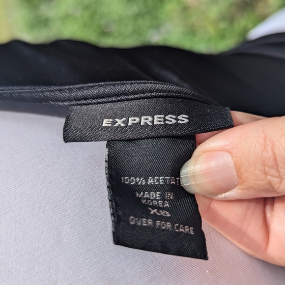 Express Black Asymmetrical Top with Ruched Sides - XS - Picture 5 of 6